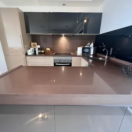 Apartament Oceanview With Jacuzzi